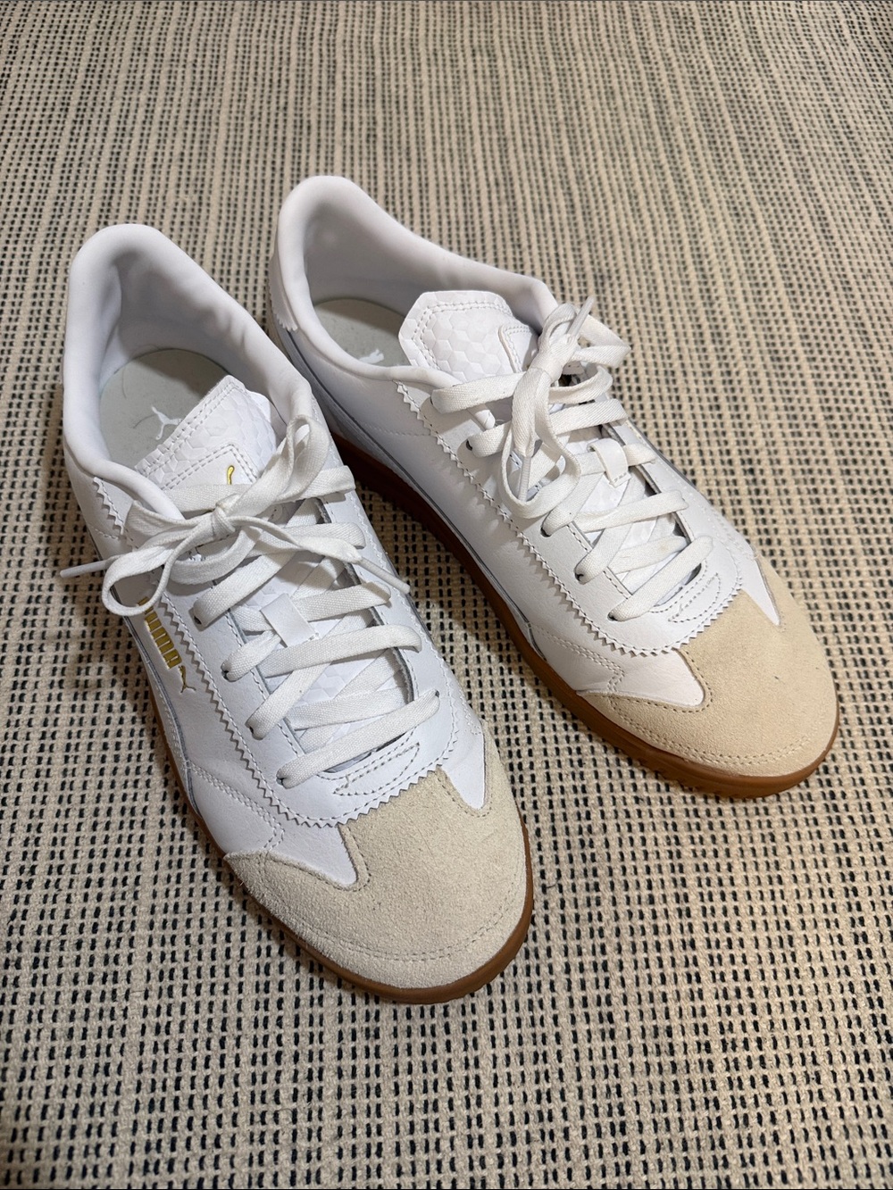 Men’s Puma White & Beige Low-Top Sneakers with Gum Sole